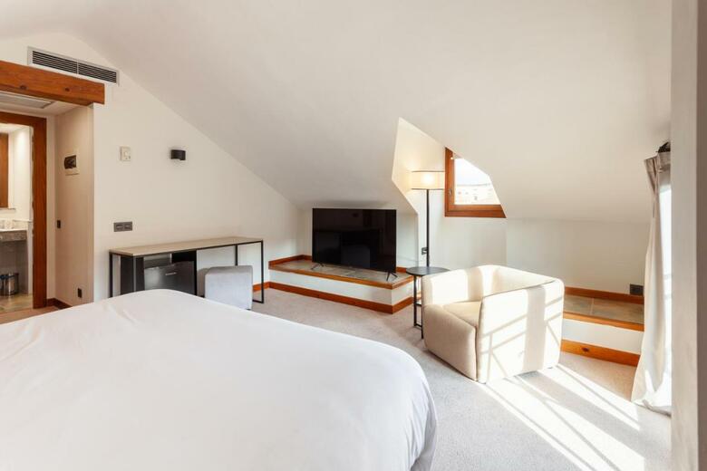 Dwo Rioja Wine Hotel