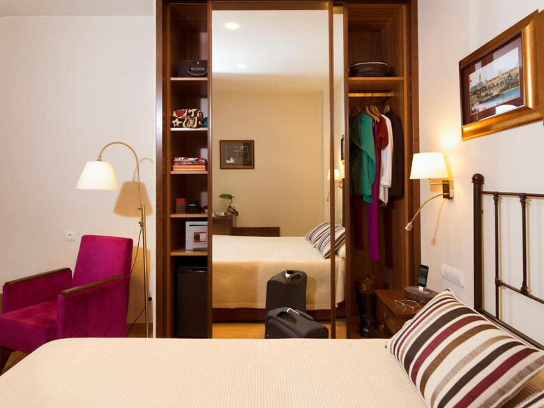 Hotel Yit Vereda Real