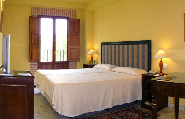 Hotel Ad-hoc Parque Golf