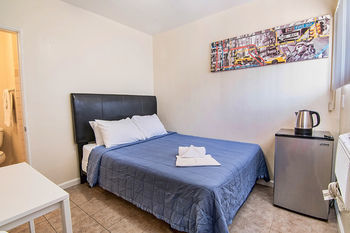Ramona Motel