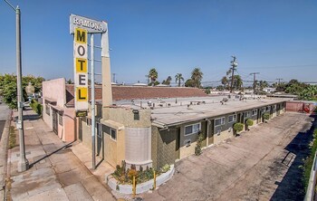 Ramona Motel