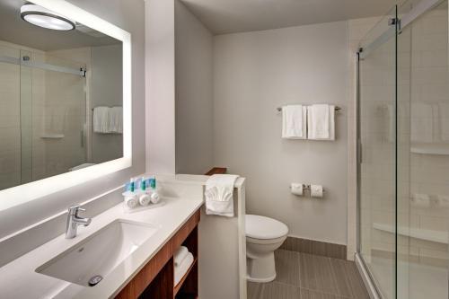 Hotel Holiday Inn Express & Suites Terrace