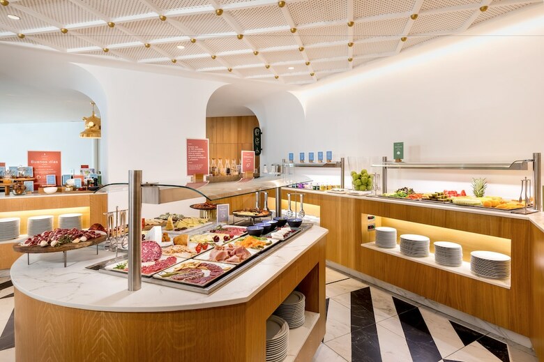 Hotel Barcelo Torre De Madrid