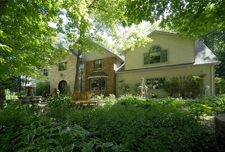The Roost Bed And Breakfast