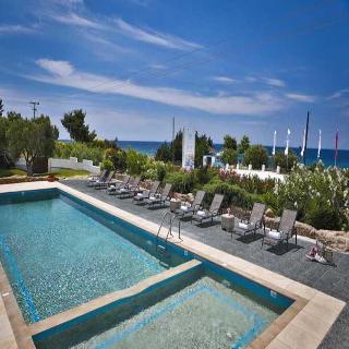 Nefeli Luxury Villas