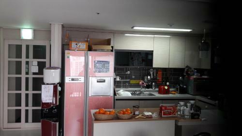 Hostal Incheon Outback Guesthouse