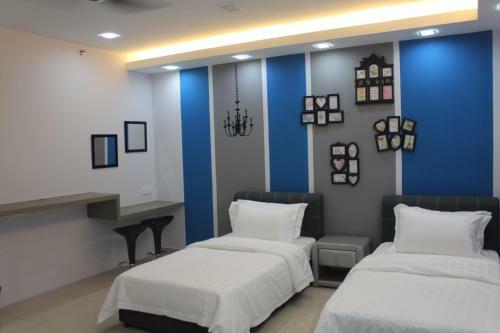 Setia Alam Trefoil