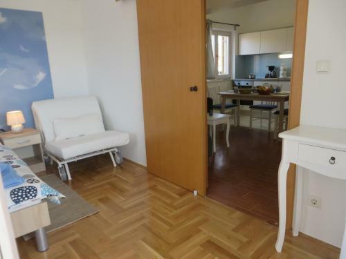 Filipovic Apartments With Pool