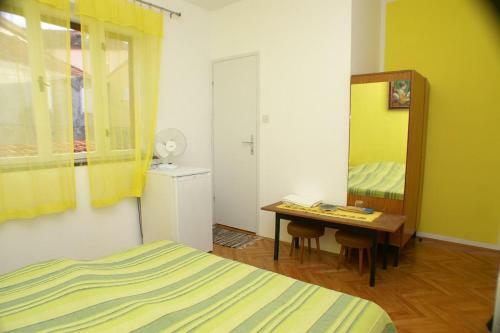 Hostal Double Room Jelsa 4041c