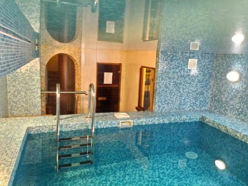 Hotel Zolotoi Lev