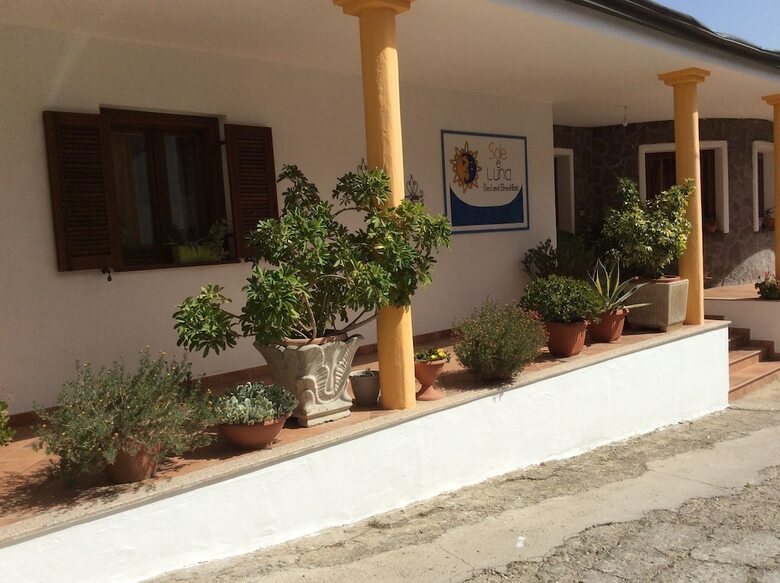 Bed & Breakfast Sole E Luna