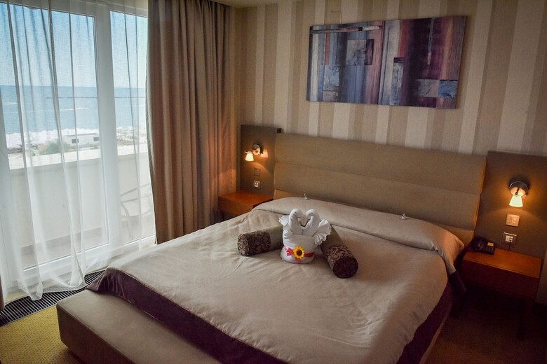 Iaki Hotel