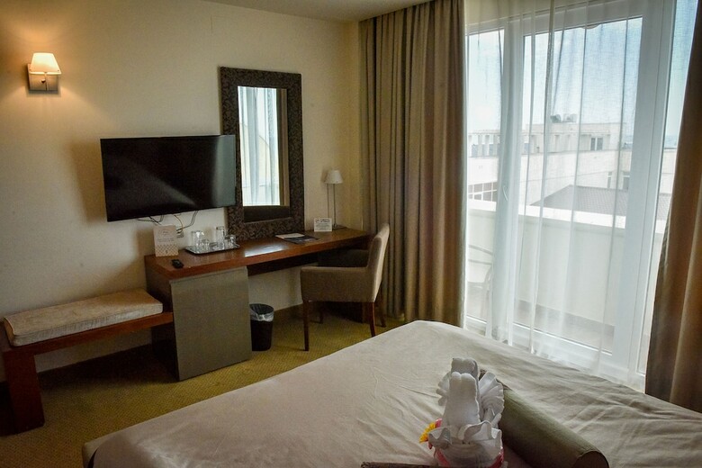 Iaki Hotel