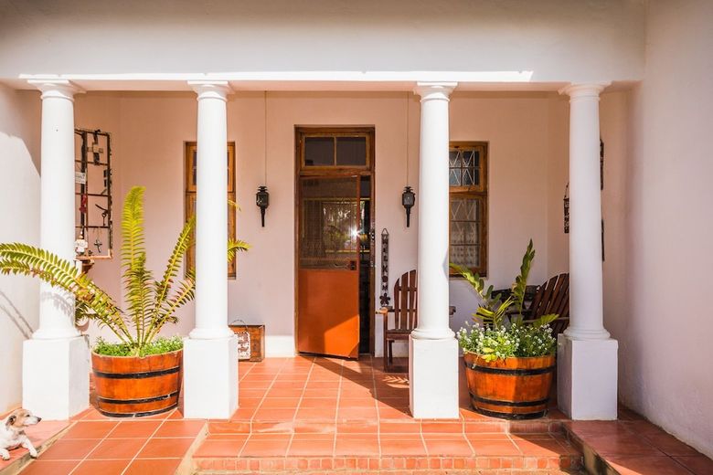 Hostal Addo Self Catering