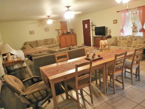 Apartamento Charming Downstairs Unit