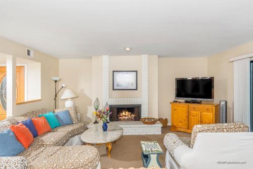 South Pacific Apartment