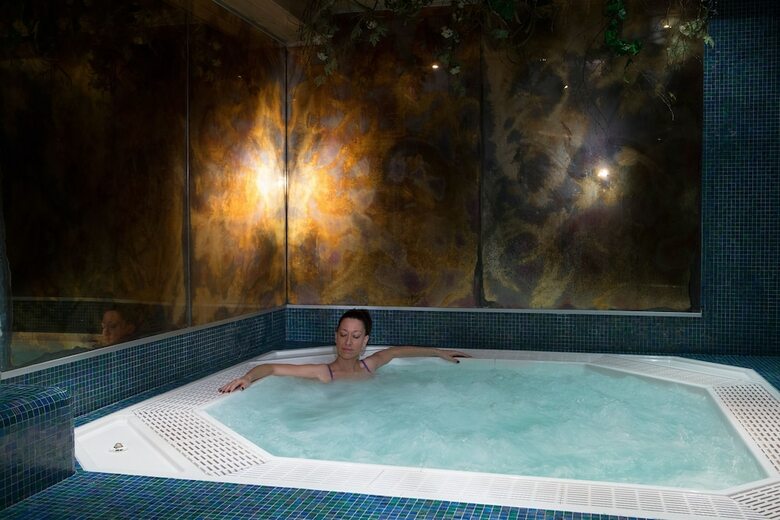 Hotel Savoy