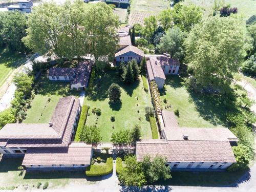 Hotel Le Moulin De C�sar
