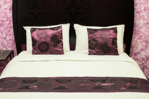 Zum Adler Castel B&B