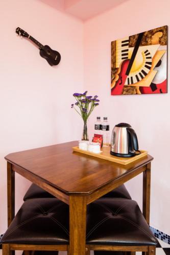Zum Adler Castel B&B