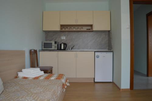 Hostal Guest House Meandrite