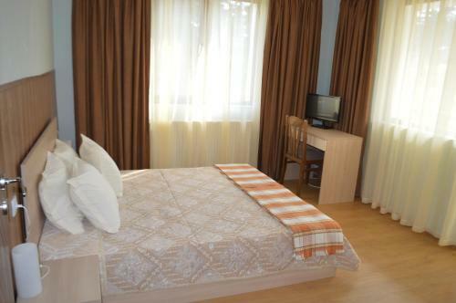 Hostal Guest House Meandrite
