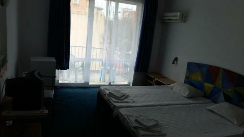 Hit Hotel