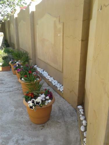 Hostal Gonio House