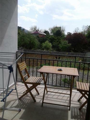 Hostal Gonio House