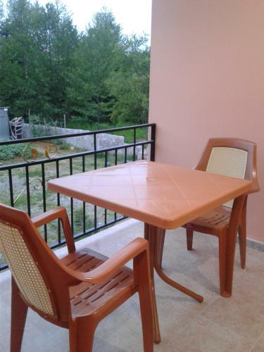 Hostal Gonio House