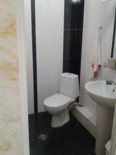 Hostal Gonio House