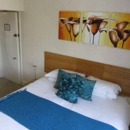 Hostal Treetops Guest House