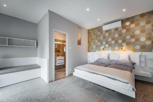F�szek -�tel �s Hotel-