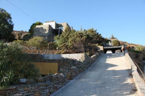 Hostal Aigaion House