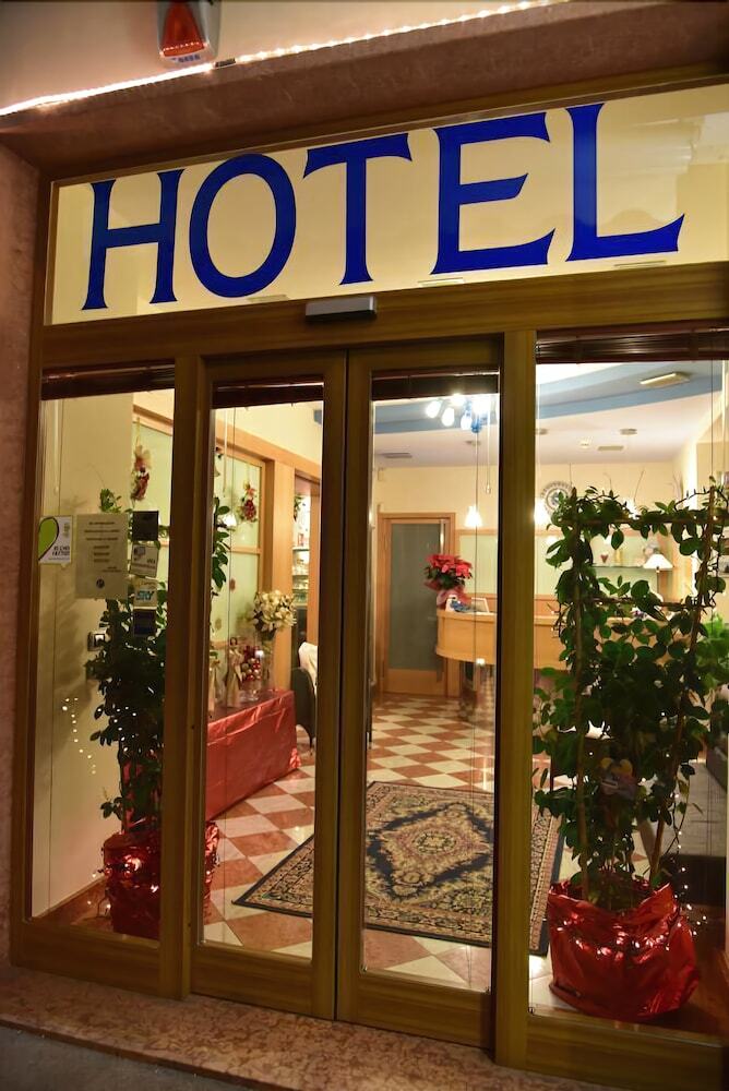 Hotel Residence Sant'anna