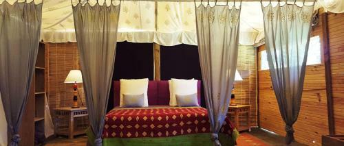 Bed & Breakfast Palika Lodge