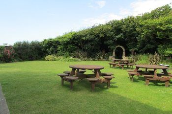 Hotel Leasowe Castle