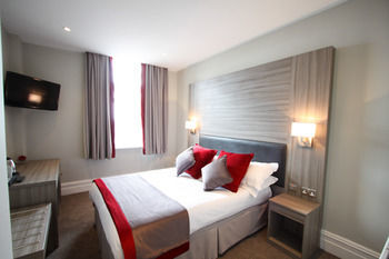 Hotel Leasowe Castle