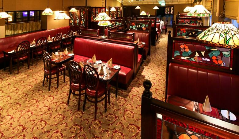 Seven Oaks Hotel