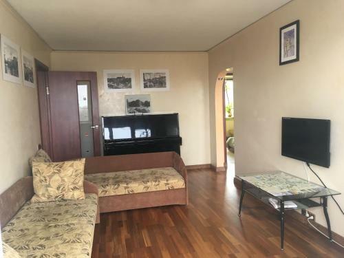 Apartments On Staro-pregolskaya Nab 14