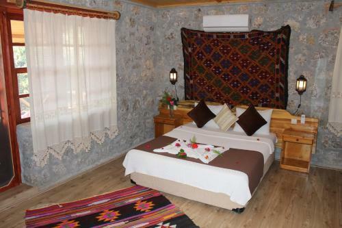 Hostal Faralya Yoruk Evi Hotel