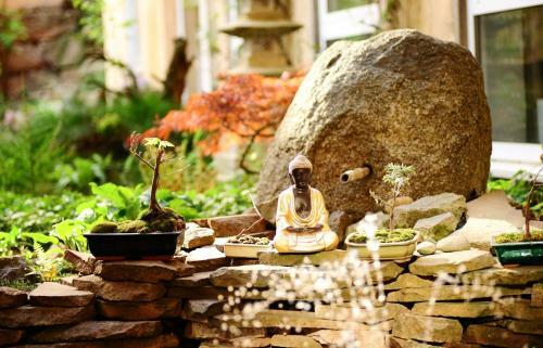 Hostal G�stehaus Buddhas Weg