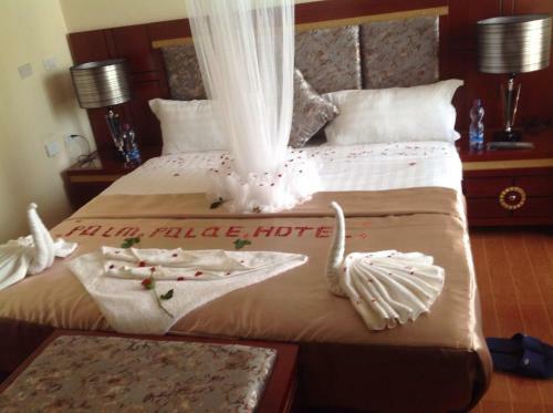 Palm Palace Hotel