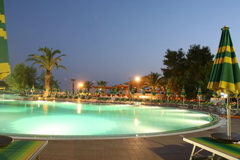Hotel Tropikal Resort