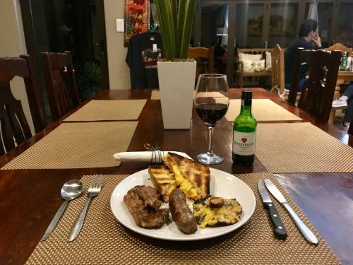 Hostal Aerotropolis Guest Lodge