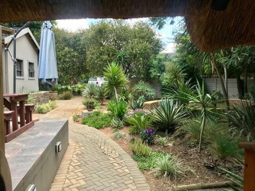 Hostal Aerotropolis Guest Lodge