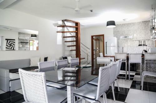 Casas Maria Jose