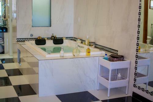 Casas Maria Jose