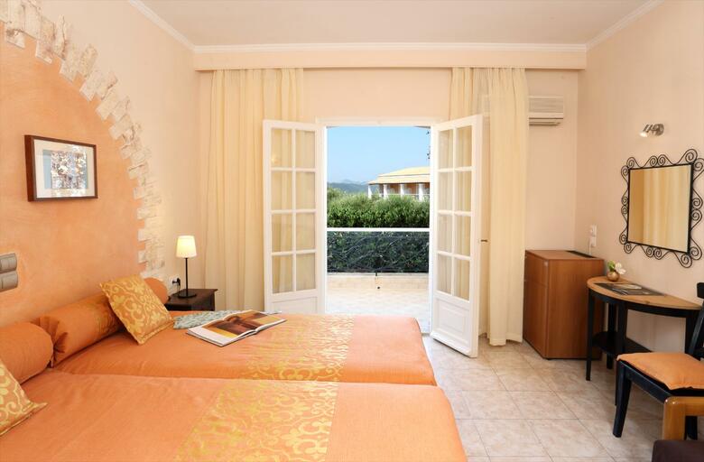 Hotel Nefeli