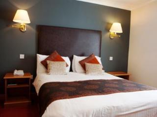 Gables Hotel